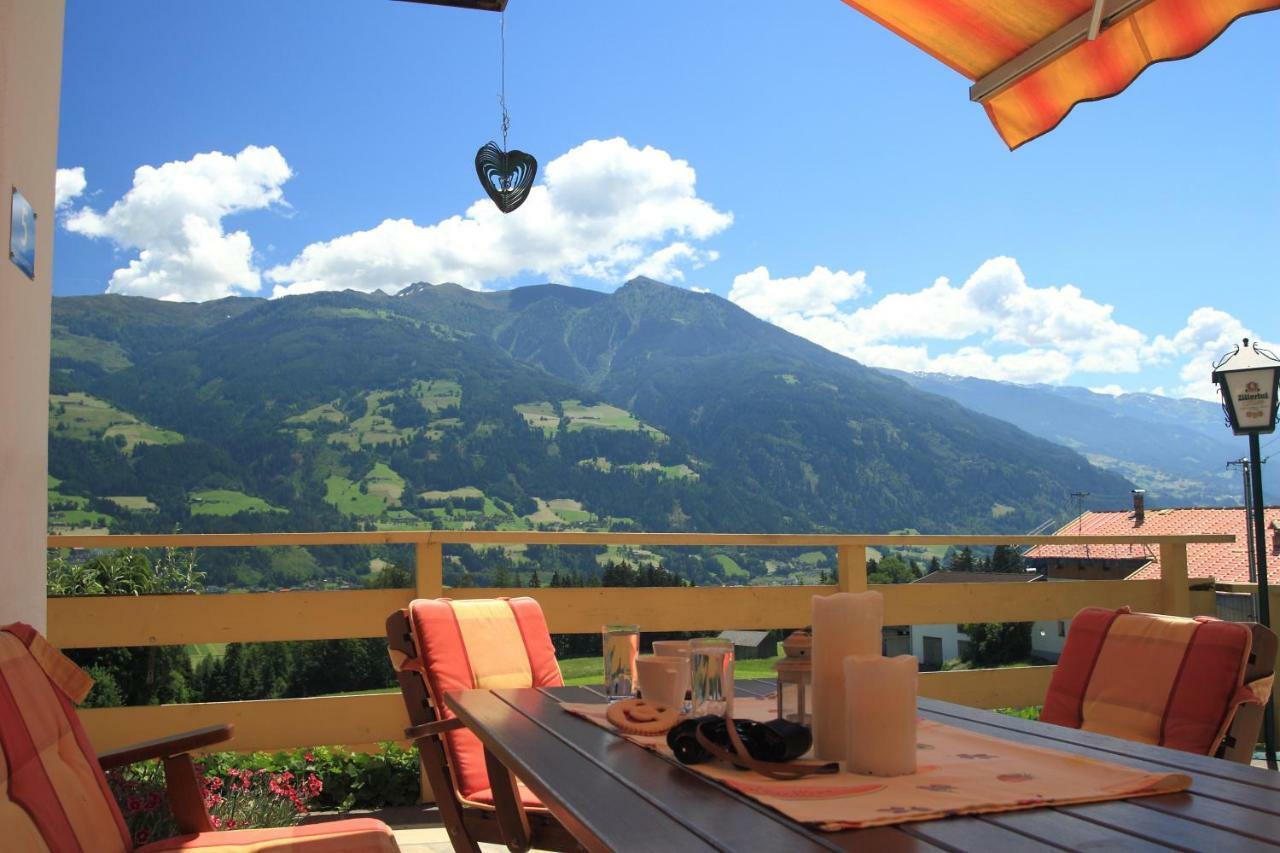 Hotel Pension Eichenhof Ried im Zillertal Exteriör bild